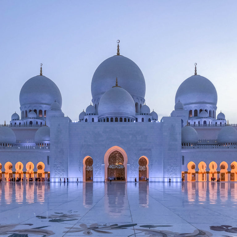 A Complete Guide to Visiting Grand Mosque Abu Dhabi