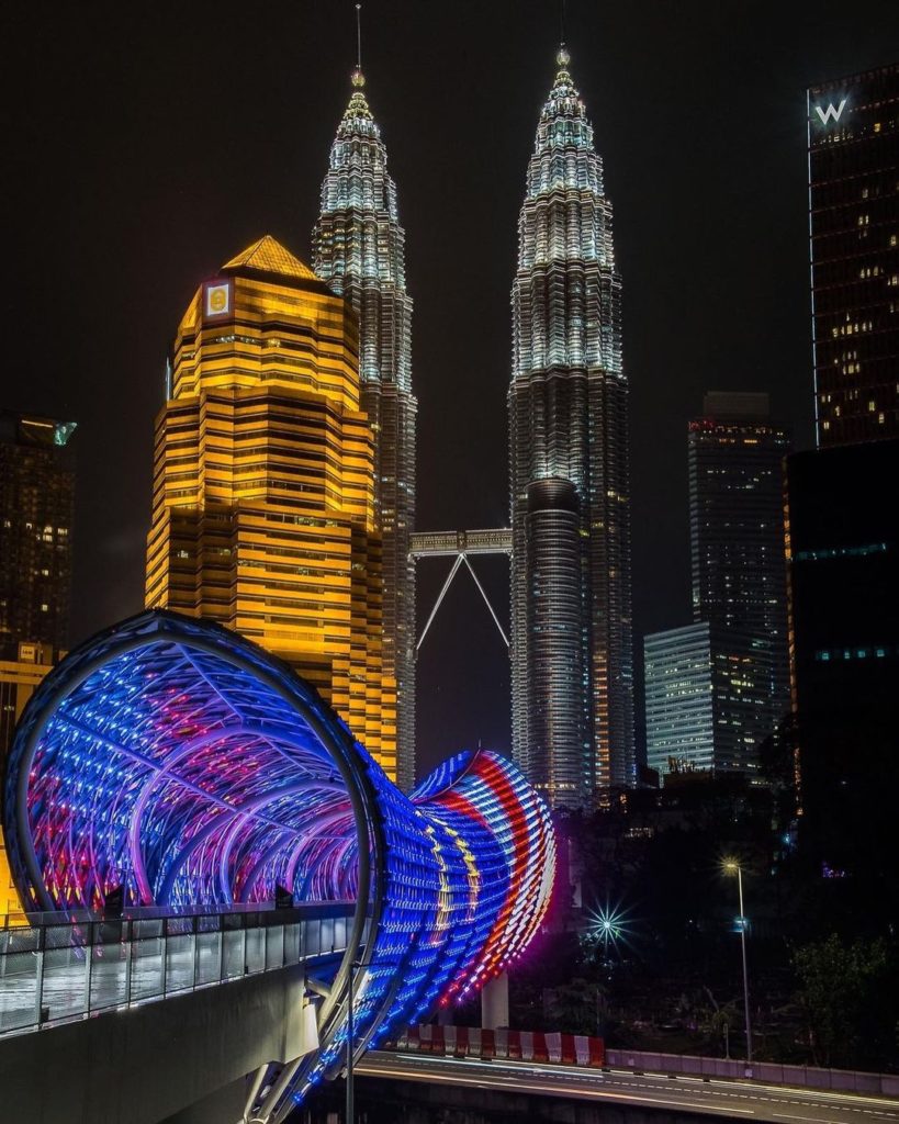 Saloma link bridge in Kuala Lumpur