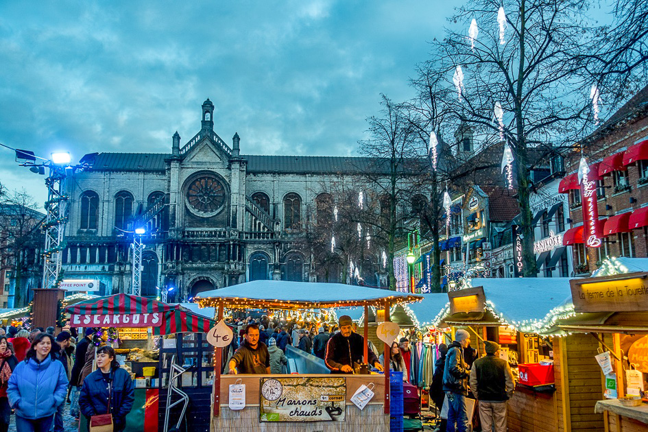 Christmas market scene at Brussels Christmas market